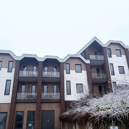 Family In Hambachtal Boutique *